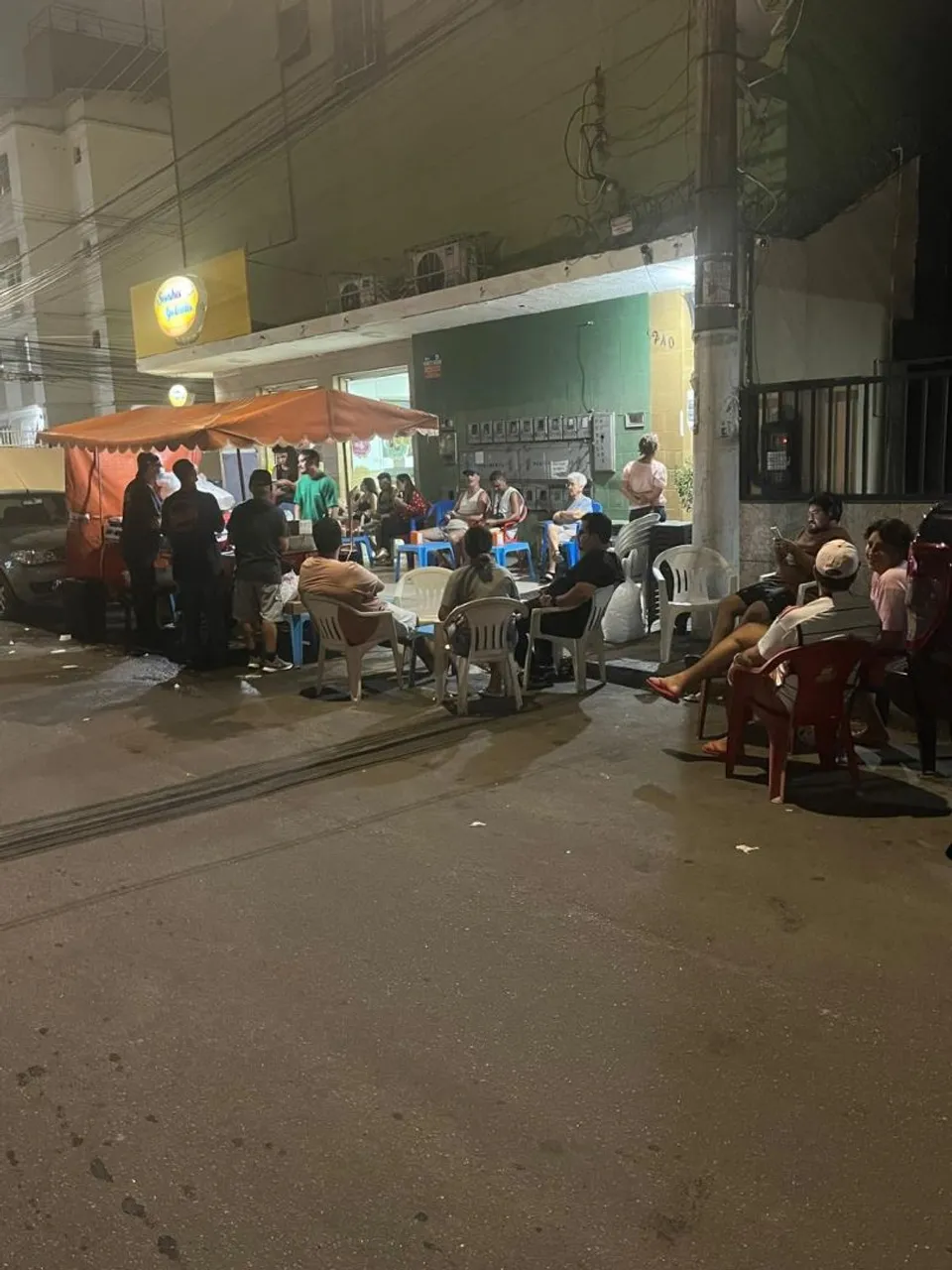 TRAILER DE LANCHE e TUDO QUE VEM COMO ELE( MENOS O PONTO), DESDE 1990 RUA JAIR DE ANDRADE
