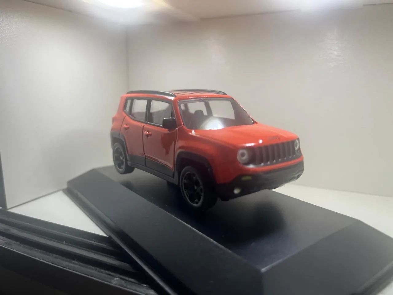 Miniatura Carros Clássicos Jeep Renegate - Foto 4