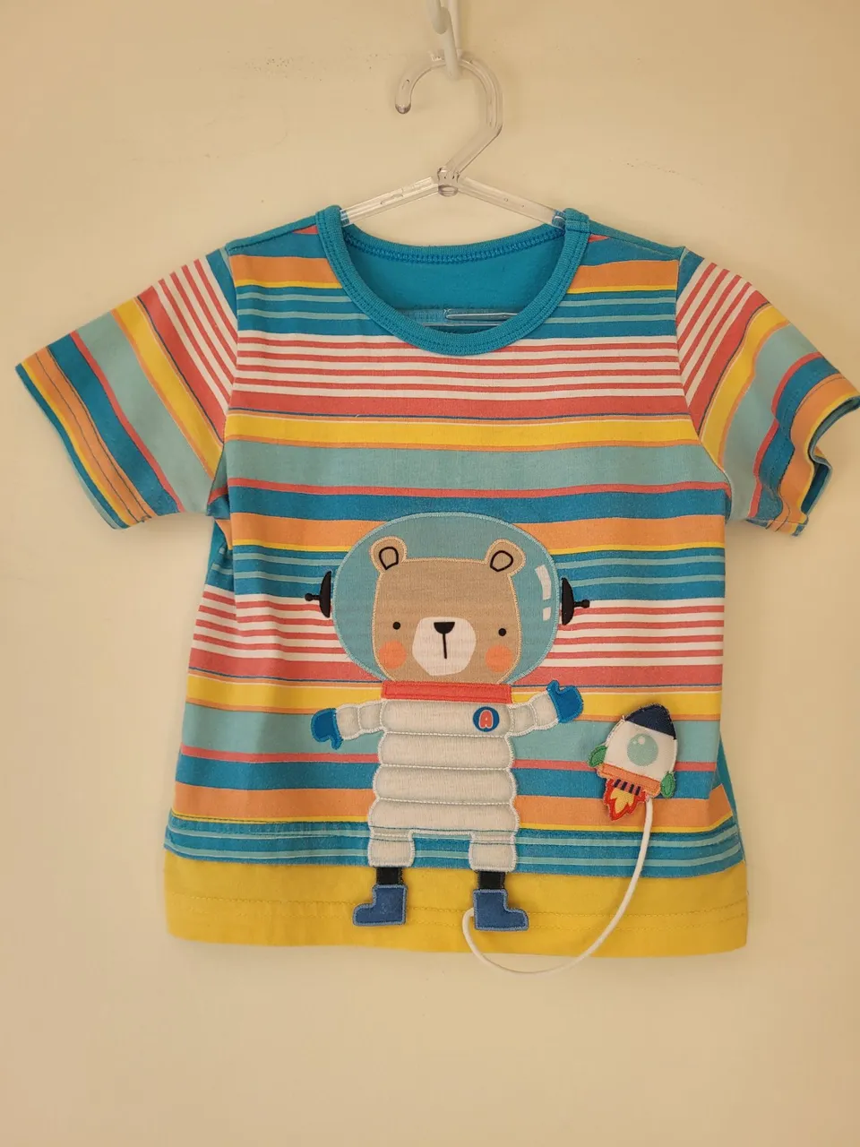 Camisa Infantil Astronauta - Diversão no Espaço!