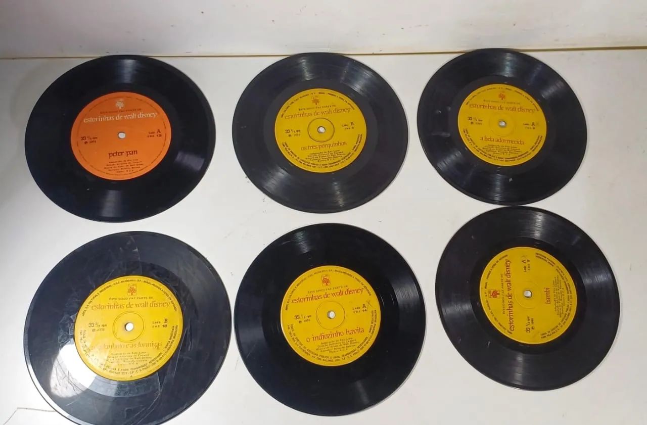 Estórias de Walt Disney - Vinil - 10 discos SEM TESTAR E SEM CAPA  - Foto 2