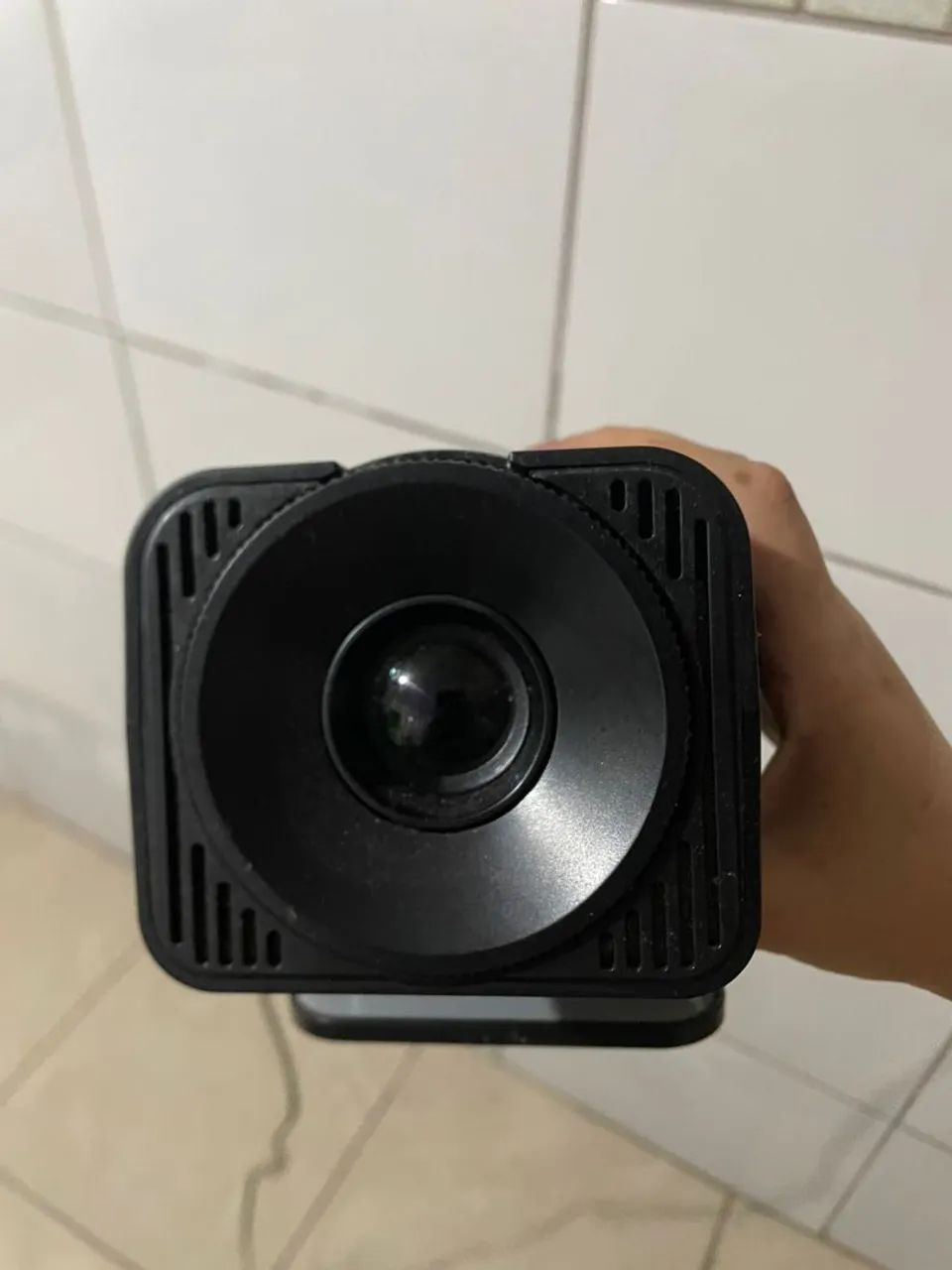 Selling projector in perfect condition64595543475715124