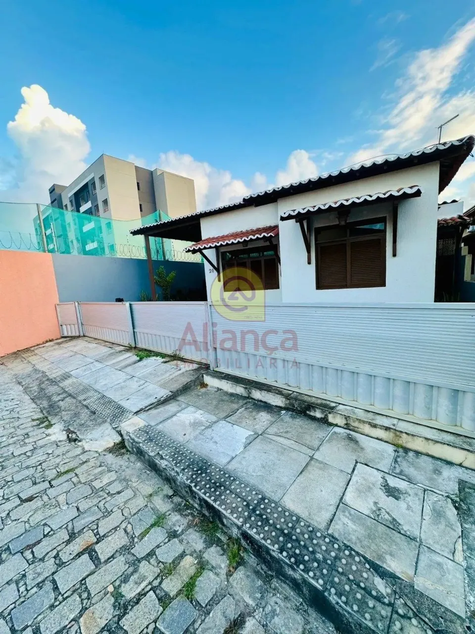 CASA EM CONDOMINIO NOVA PARNAMIRIM LOCAÇÃO