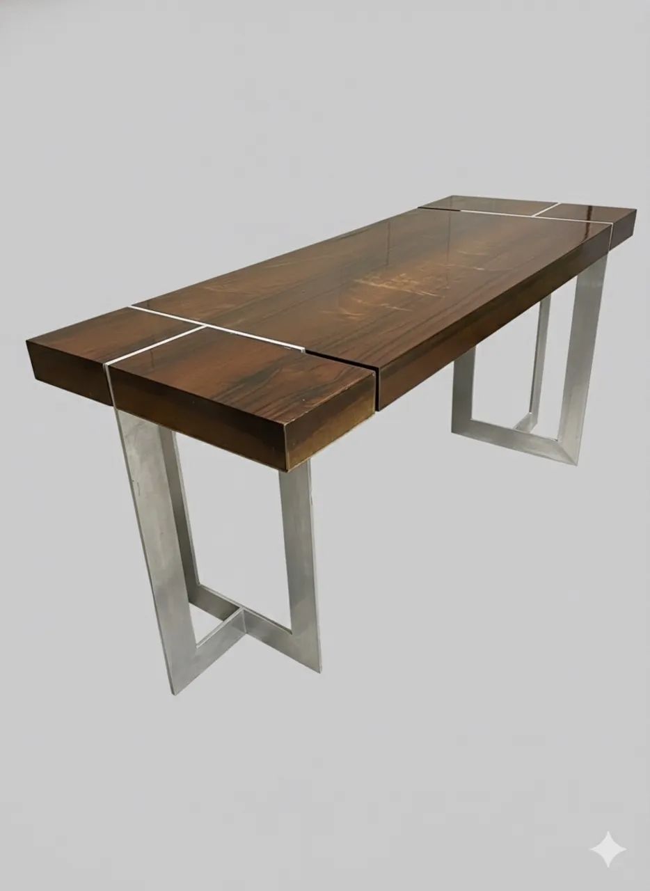 Aparador em Madeira e Aço