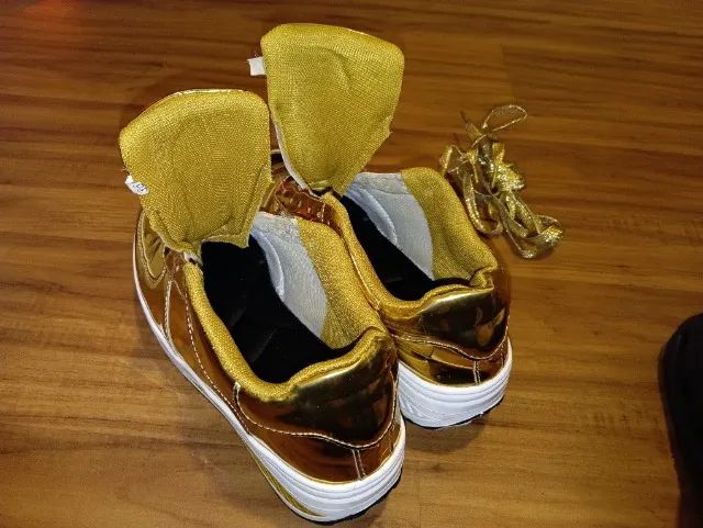 tenis ouro - Foto 5