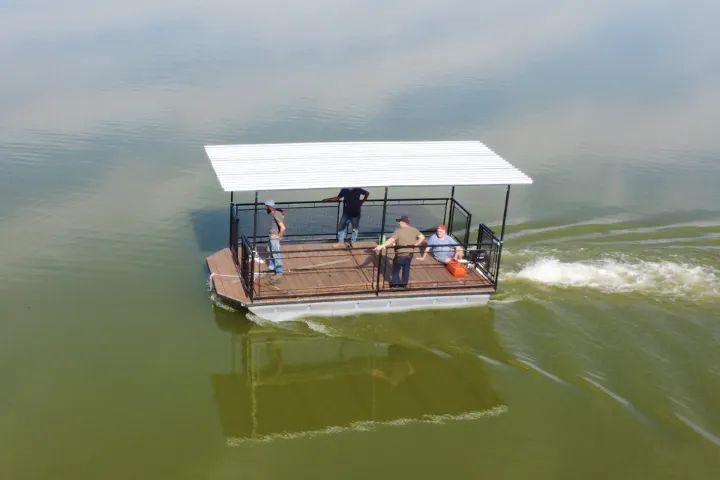 Flutuante Navegável. Com documento. No verão com a familia. Parcelo no cartão - Foto 2
