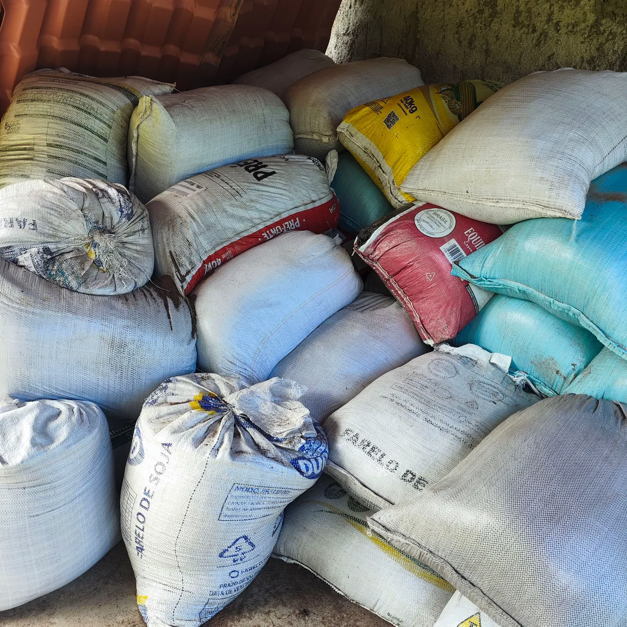 Sacos de Adubo Orgânico 50kg