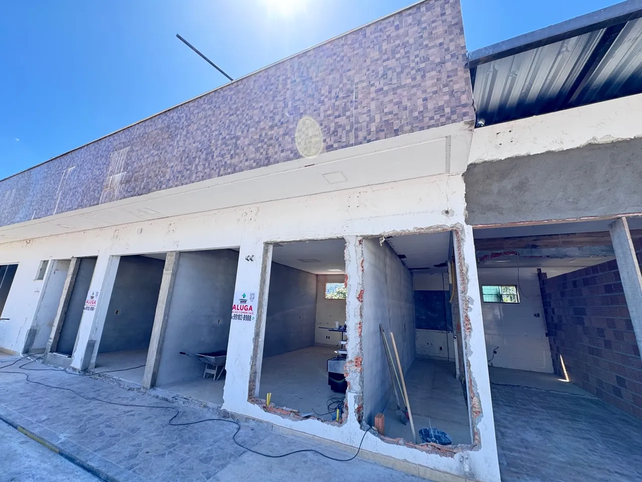 Salas comerciais, anexa ao posto São Paulo Rod. PA160