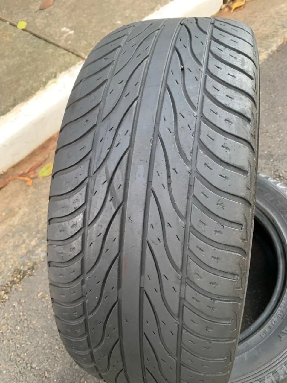 Pneu 215/55/16 Maxxis peça única por 200$ instalado Jabaquara  - Foto 5