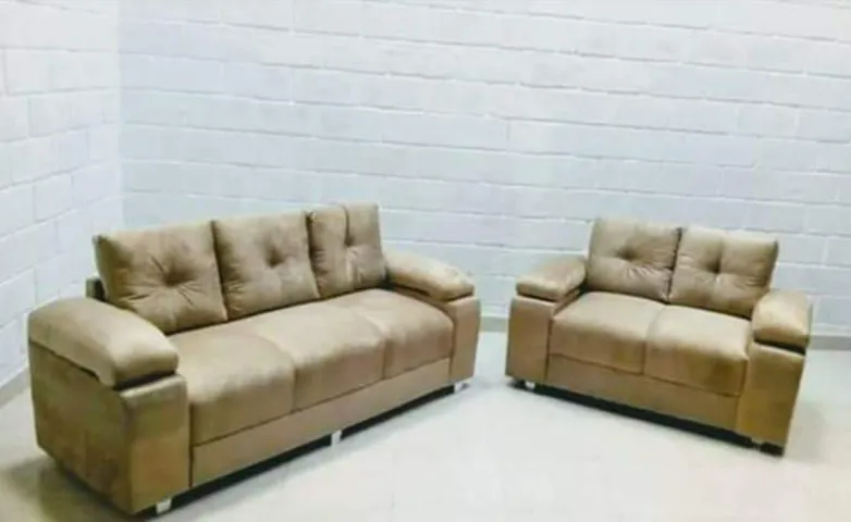 SOFA NOVO 3E2 LUAGRES CONFORTAVEL ALMOFADAS SOLTAS COSTURA RESISTENTE PRODUTO DE QUALIDADE