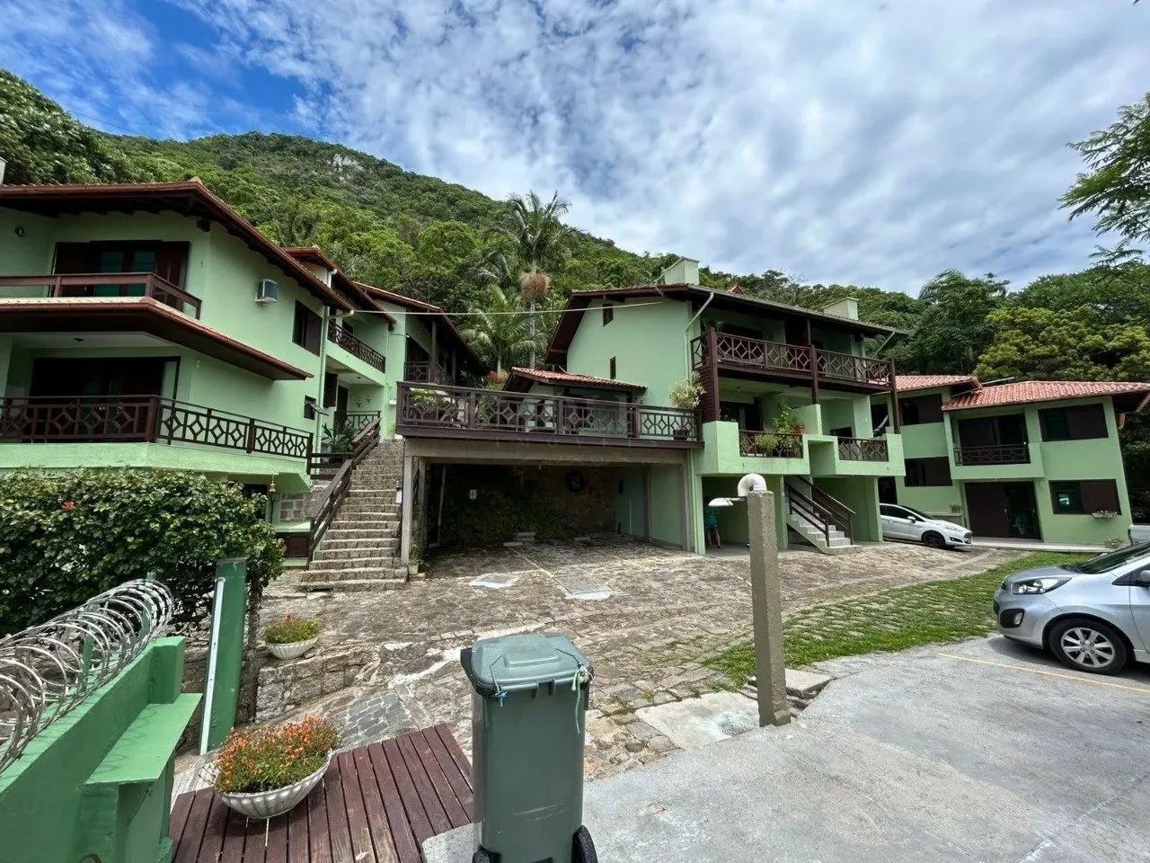 Pousada na praia da Solidão com Excelentes apartamentos