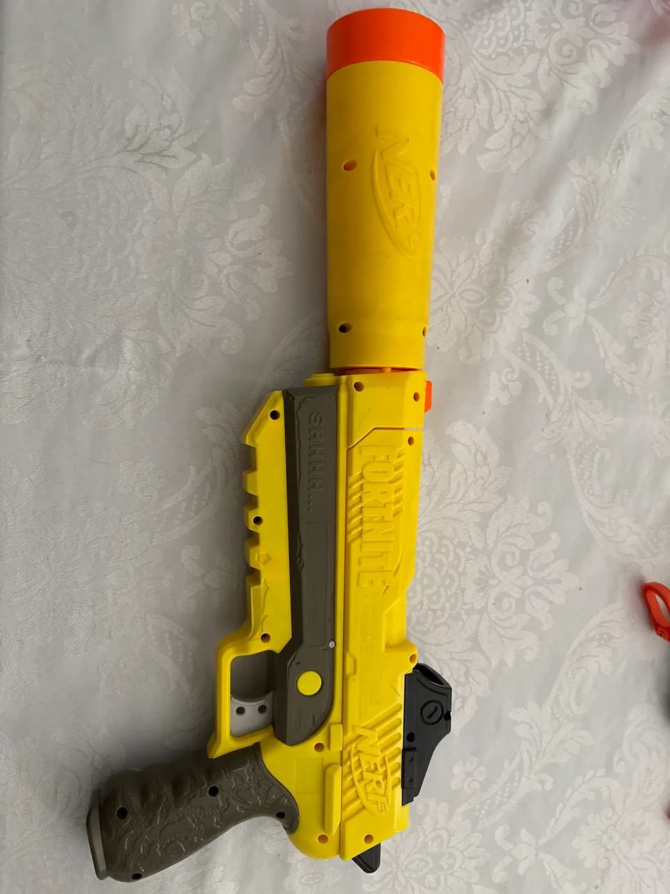 Nerf fortnite com silenciador 