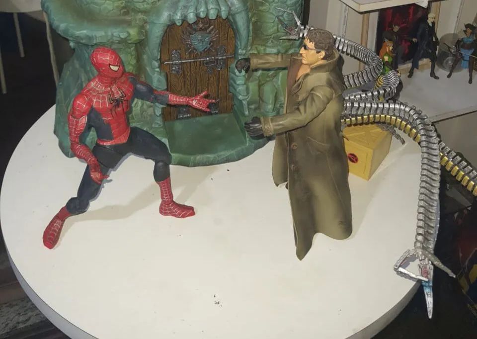 Action Figures Spider-Man vs. Doutor Octopus
