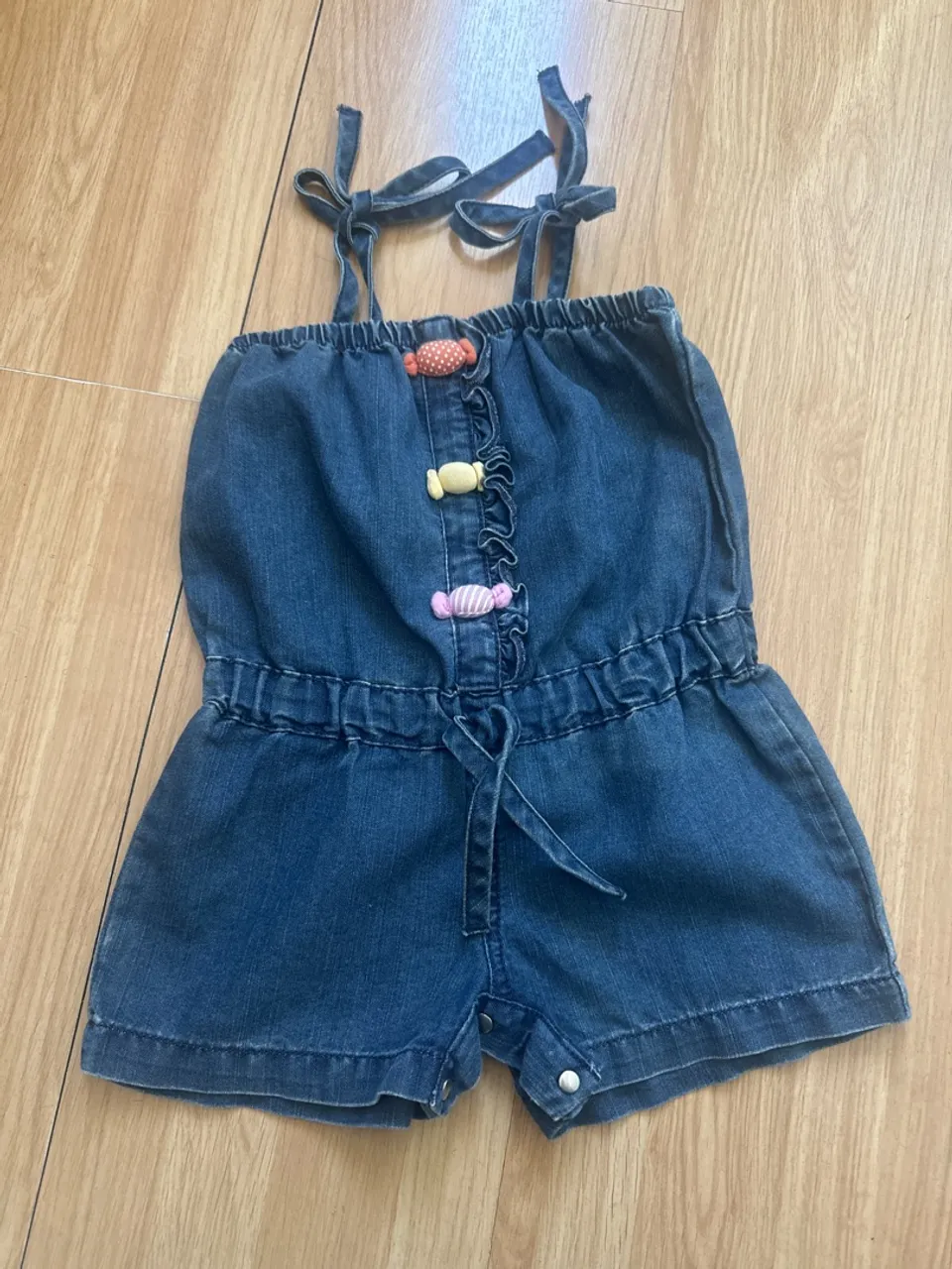 Macacão Jeans alfabeto TAM 2