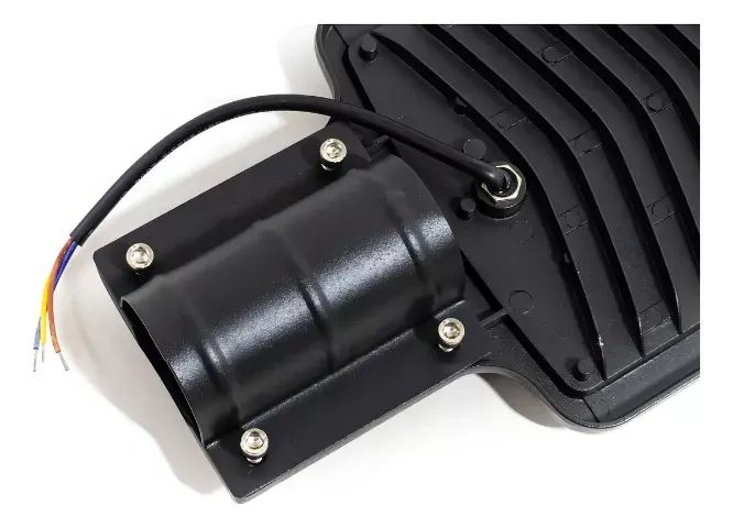 2 Luminárias Publica LED 150W Para Poste SMD Slim Com Relê Fotocélula Embutido IP67 Branco - Foto 4