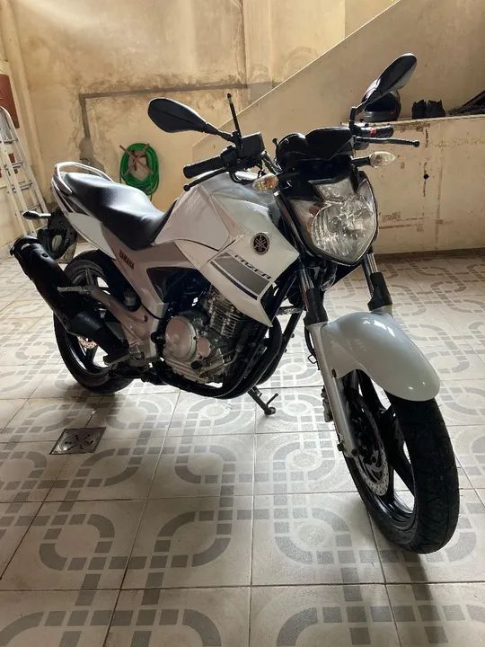Yamaha Fazer 250 - Branca - 2014 - Foto 3