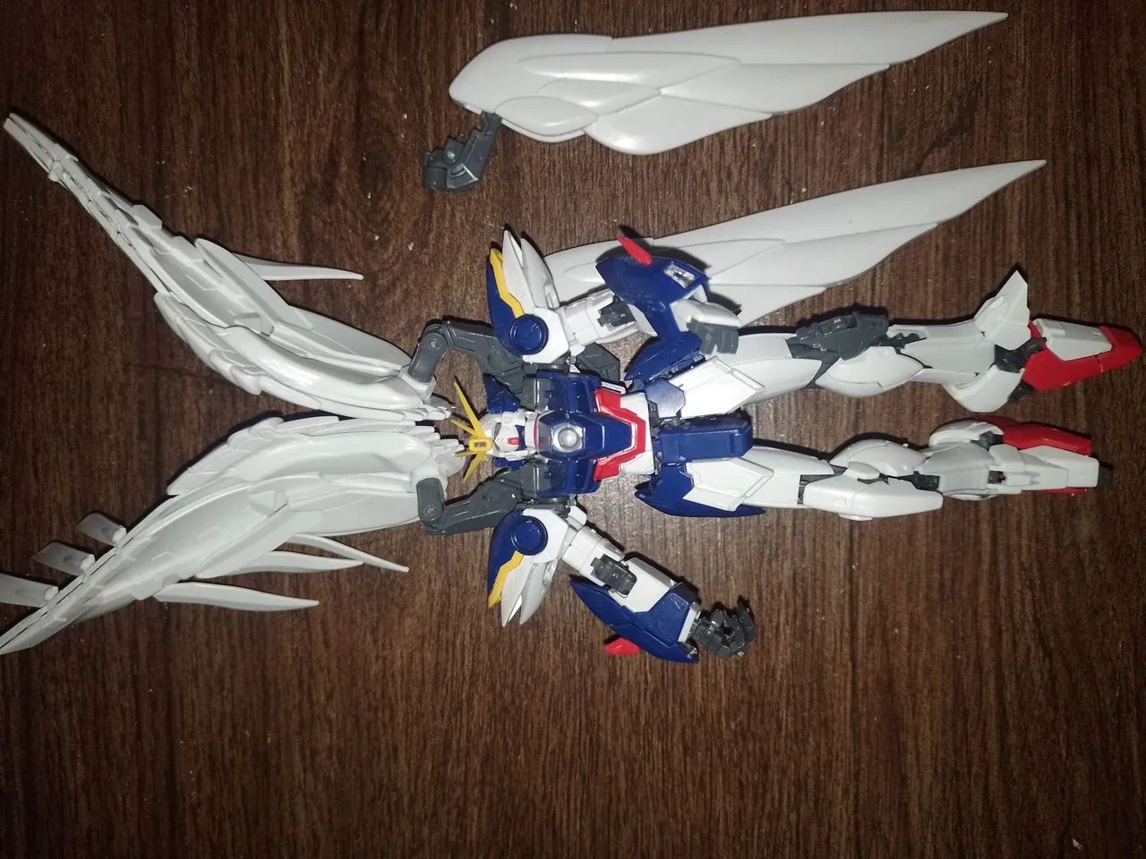 Bonecos Gundam HG Wing 079 Unicorn - Foto 3