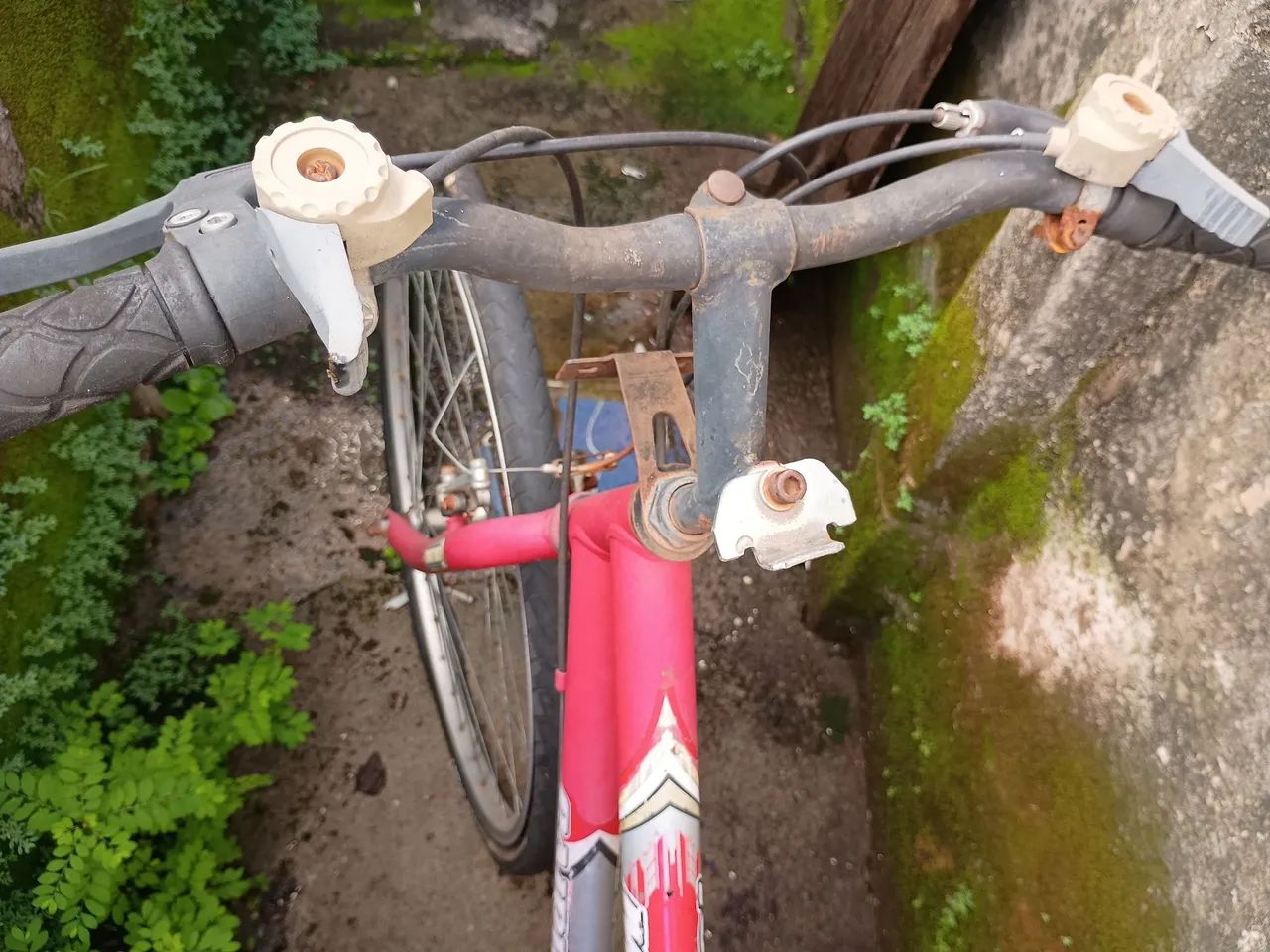 Bicicleta vermelha  - Foto 4