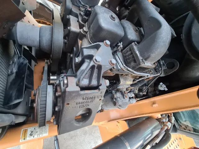 Retroescavadeira Case 580n Ano 2014 - Foto 3