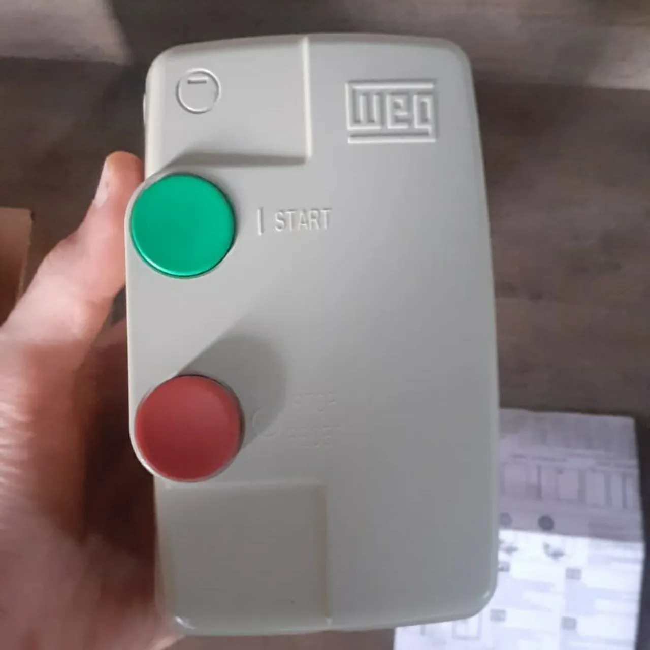 Chave de Partida Direta WEG