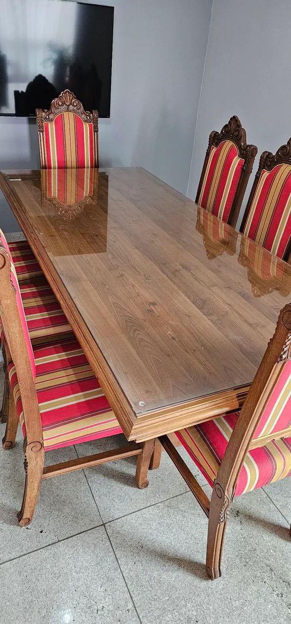 Conjunto de mesa de jantar em madeira maciça com 8 cadeiras - Foto 3