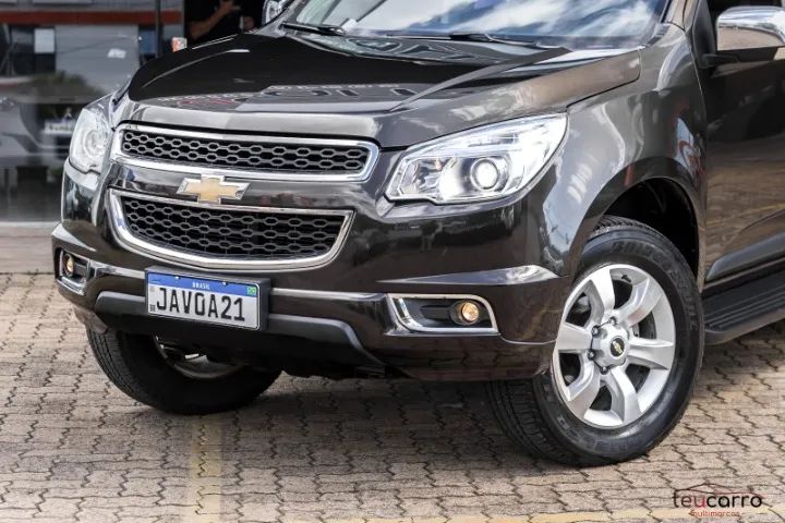Trailblazer 2.8 TD 4x4 - impecável e com 7 lugares - Foto 8
