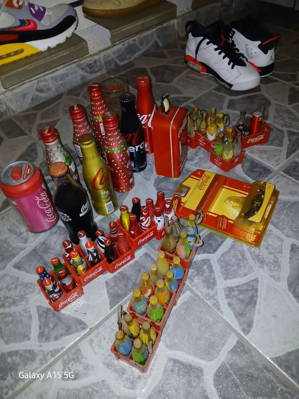 Coleção Coca-Cola: Garrafas e Miniaturas - Foto 2