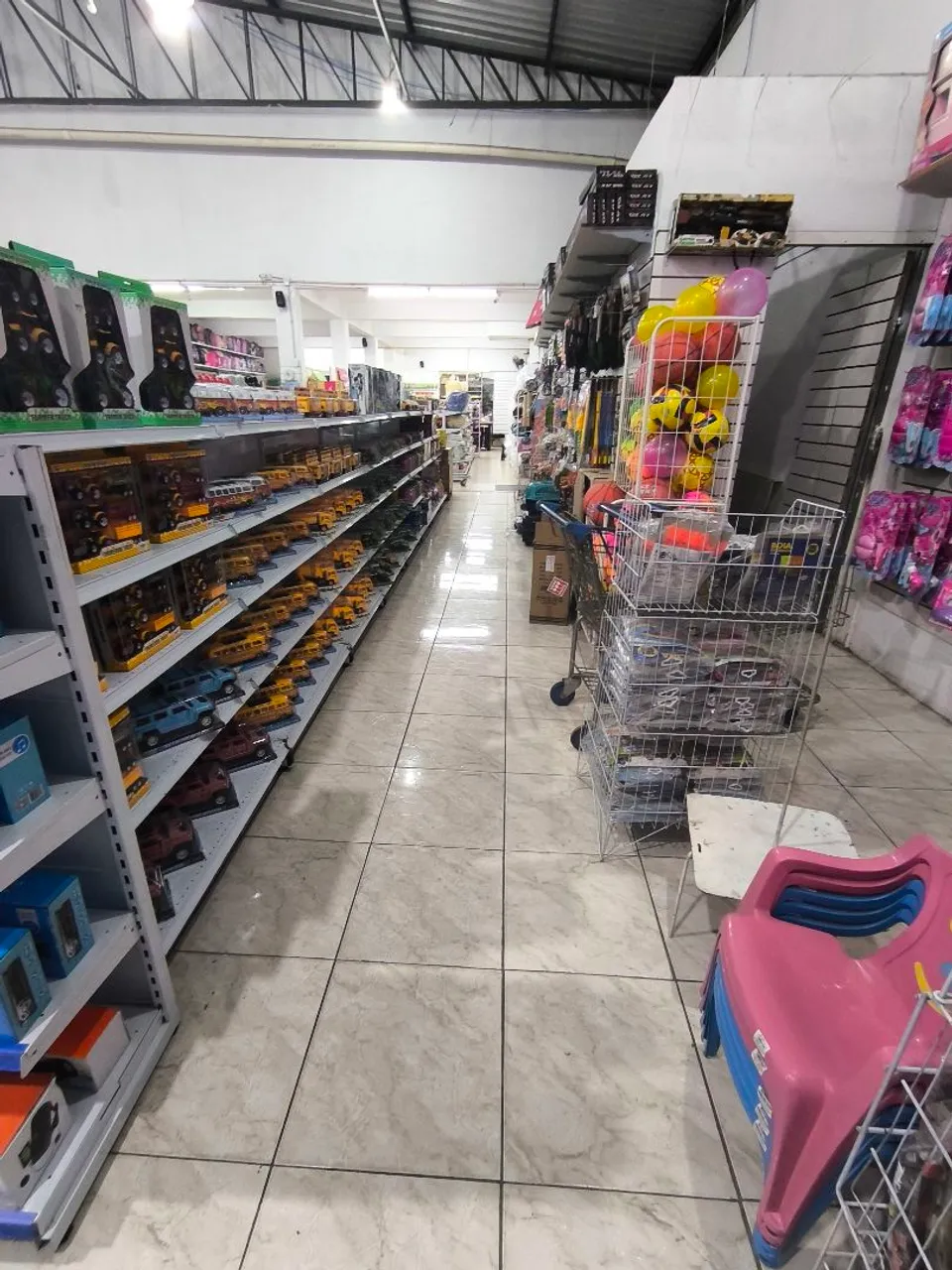 Prateleiras para Loja - Ótimo Estado!