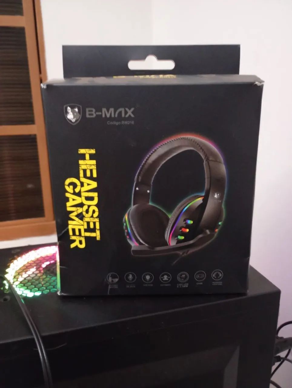 B-MAX BM-216 Gaming Headset with Microphone64352406526594122