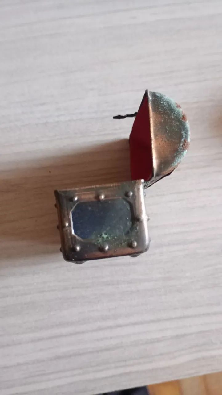 Mini baú porta Baton antigo  - Foto 2