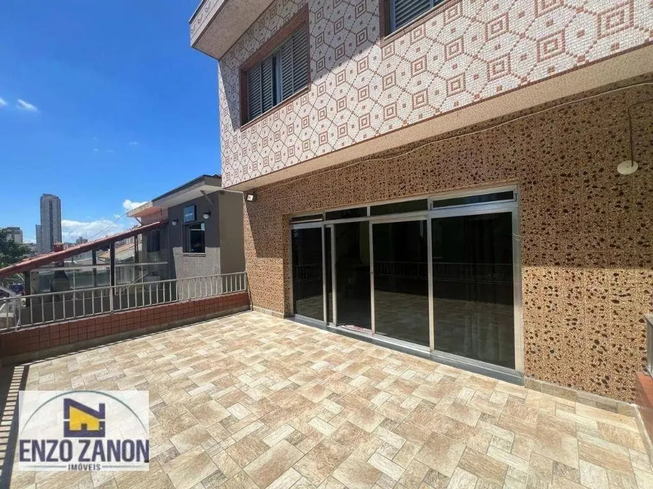 Sobrado Comercial e Residencial com 4 dormitórios, 236 m² - Venda e Locação Jardim do Mar 