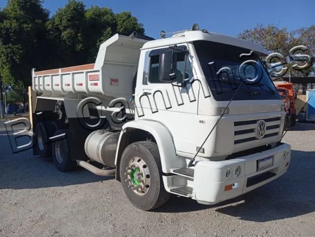 VW18-310, ano 2003, Caçamba Basculante 
