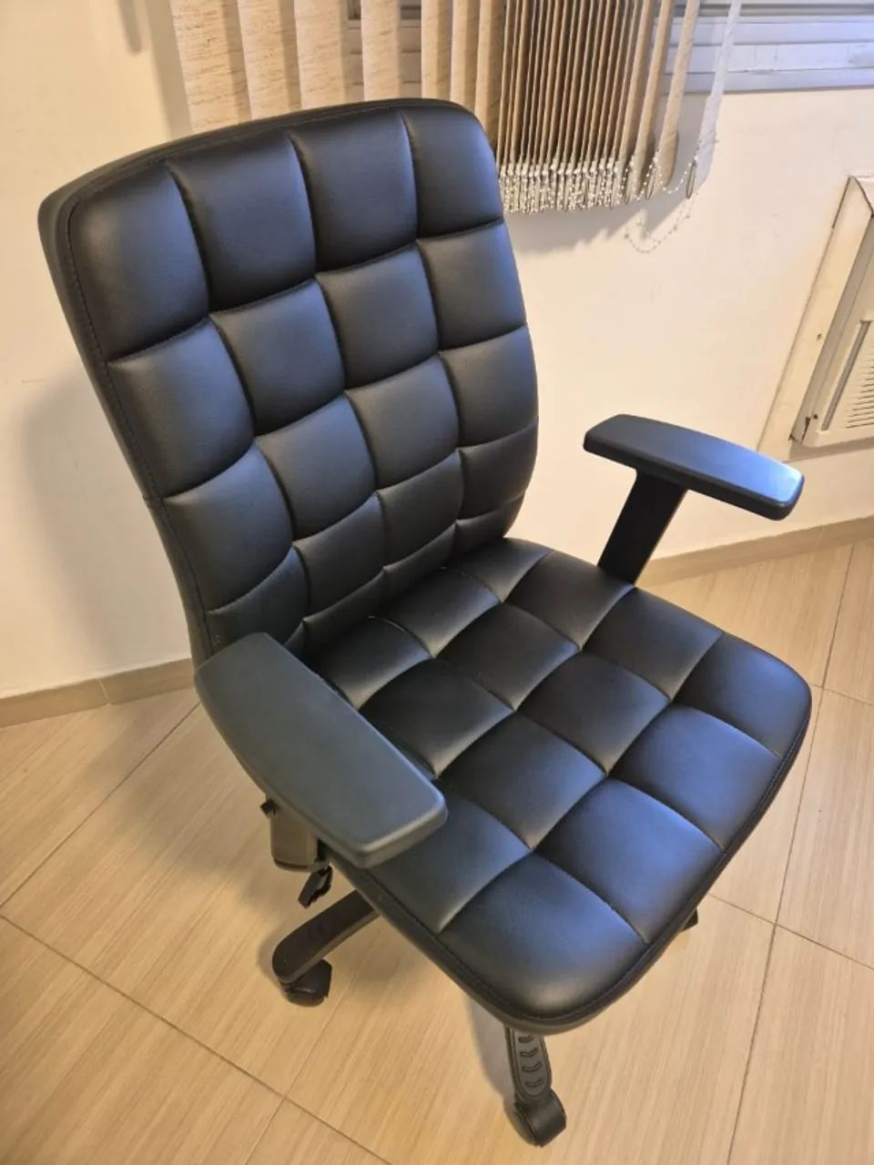 Cadeira escritório preta - Foto 5