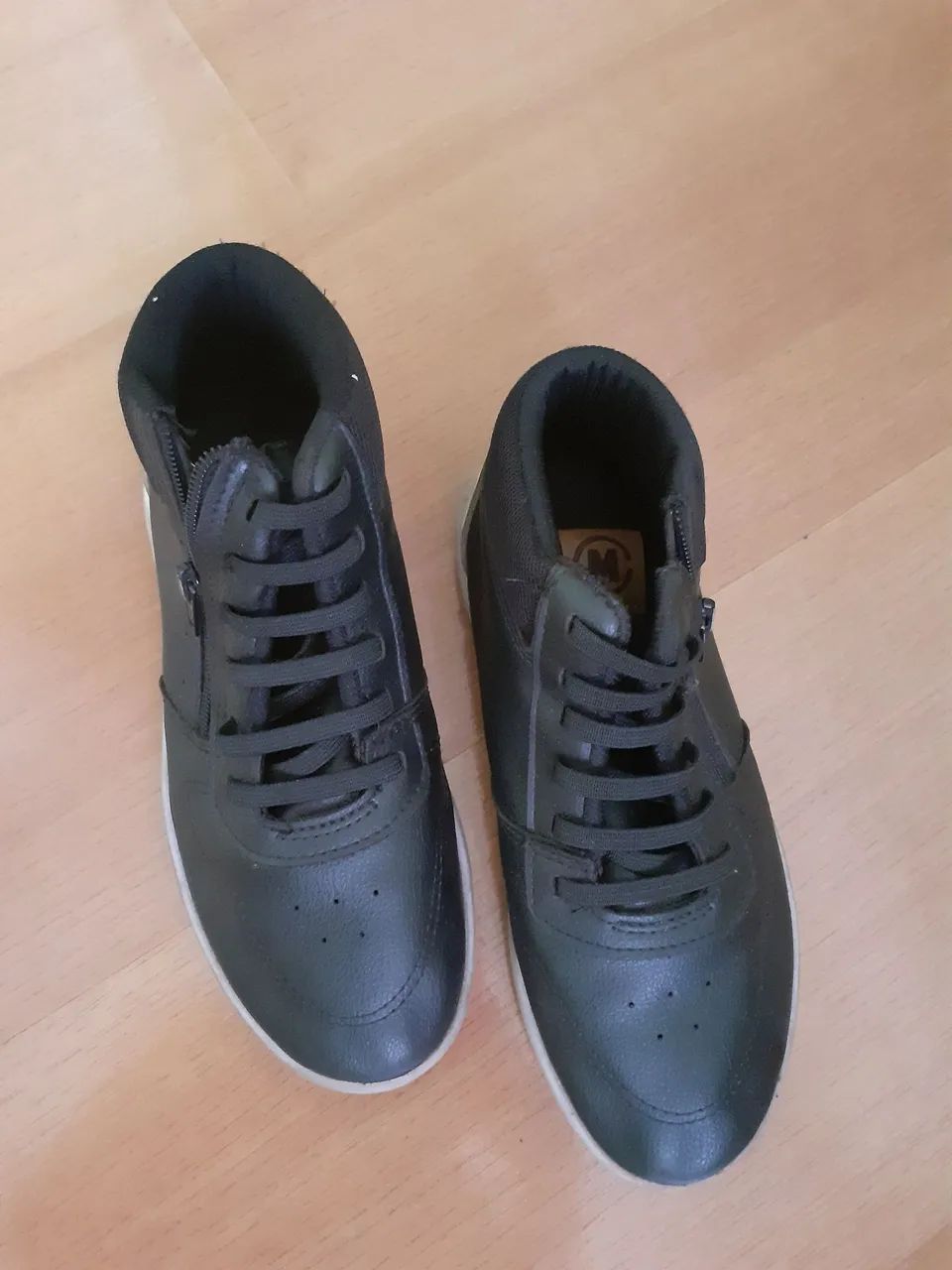 Tênis botinha Preto - Foto 2