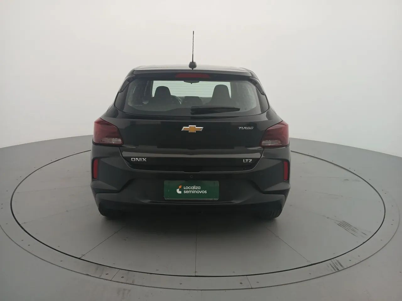 Chevrolet Onix Hatch LTZ 1.0 12V TB Flex Aut. 5P 2024 - Foto 4
