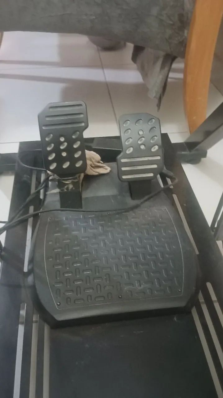 Volante Thrustmaster para Console Xbox e PC - Foto 3