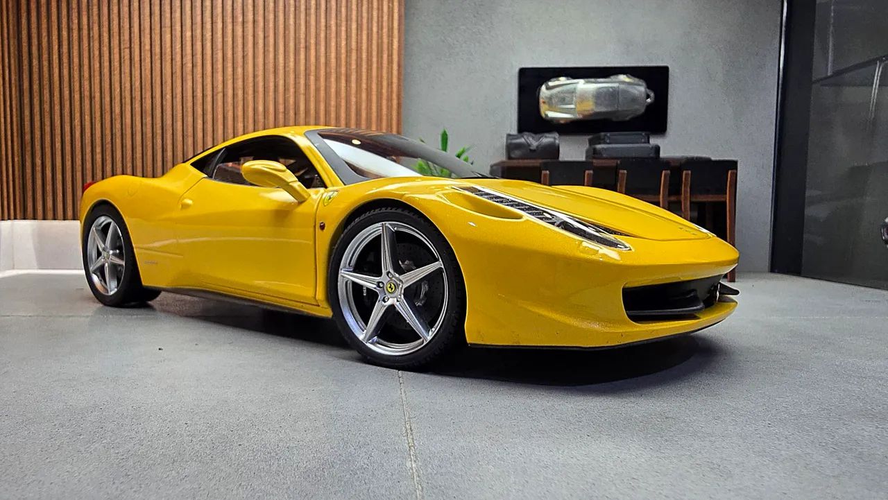 Miniatura Ferrari 458 Itália Hot Wheels Elite 1/18
