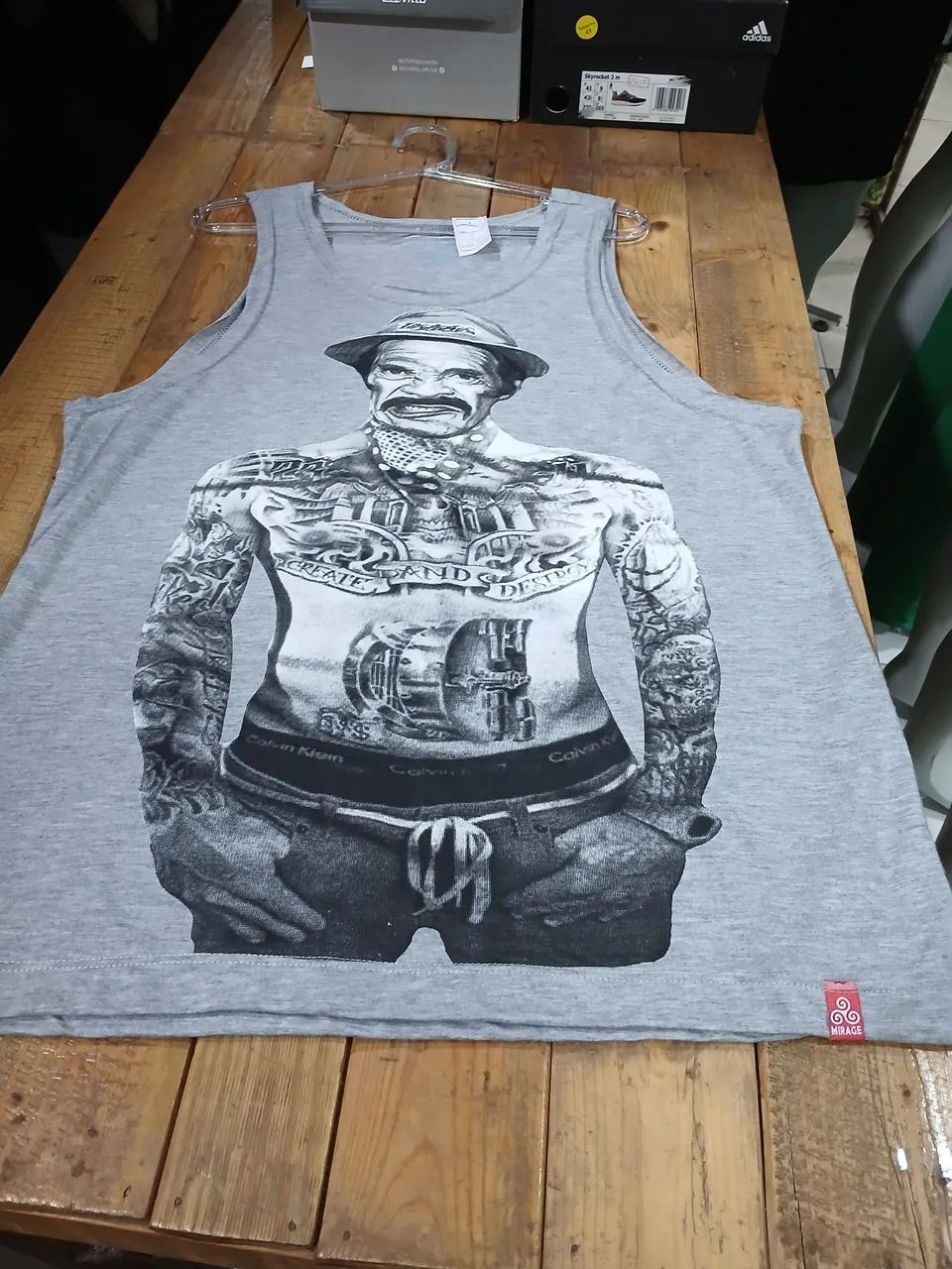 Camiseta tema:senhor madruga cinza - Foto 2