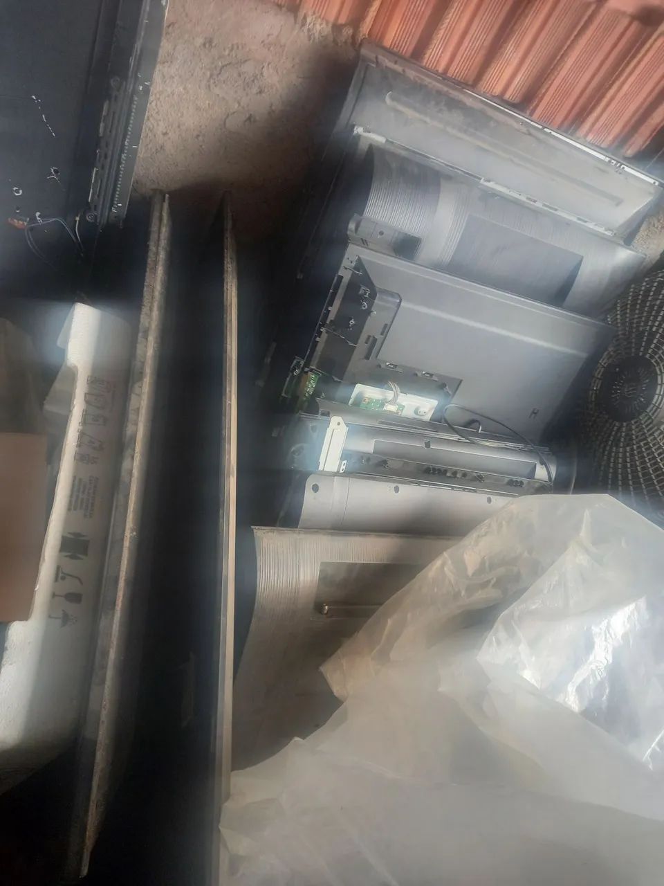 Tvs com telas quebrada peças placas  - Foto 2