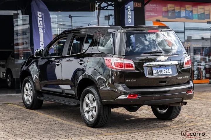 Trailblazer 2.8 TD 4x4 - impecável e com 7 lugares - Foto 6