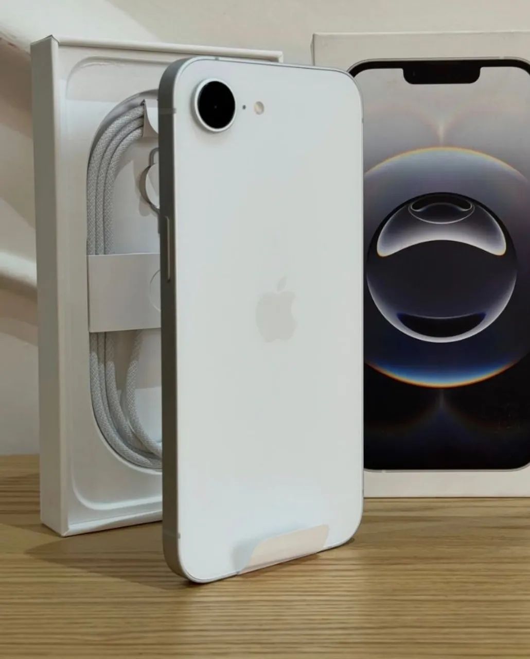 iPhone 16e 128GB ホワイト バッテリー100% ROOT CO iPhone 16e 128GB ホワイト バッテリー100% ROOT CO 【公式通販】