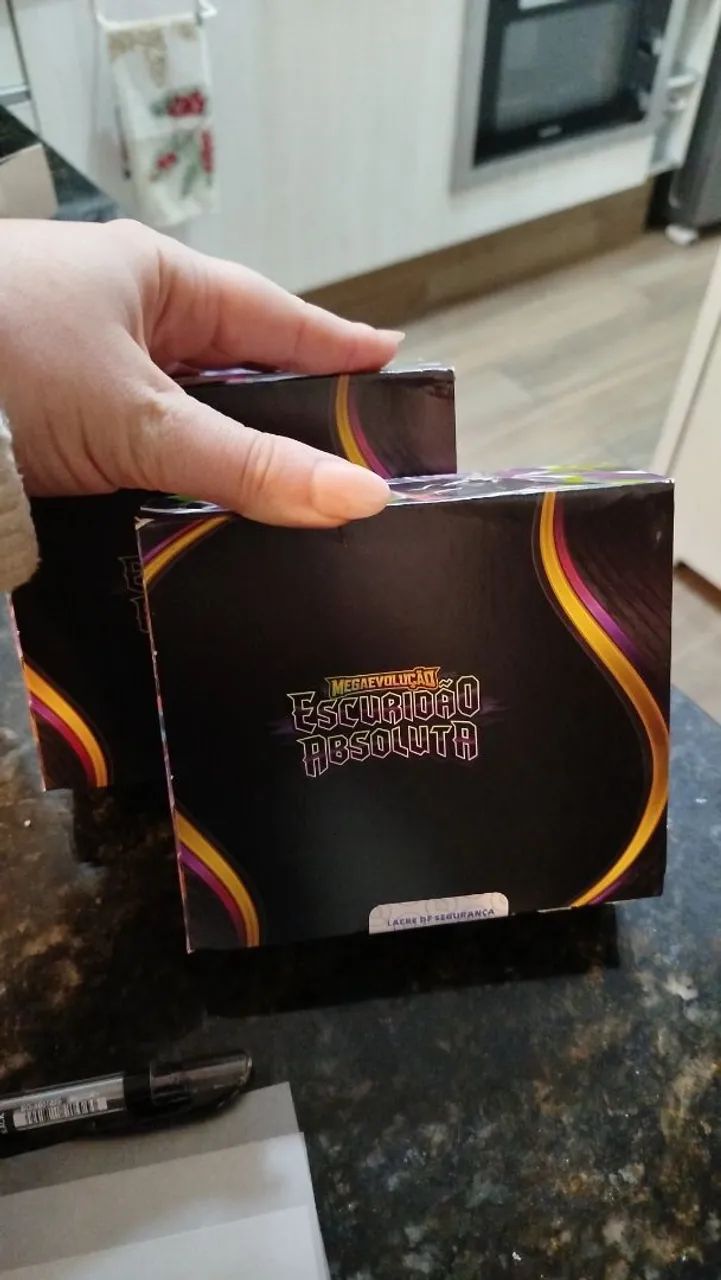 Booster box Escuridão absoluta 1 unidade - Foto 2