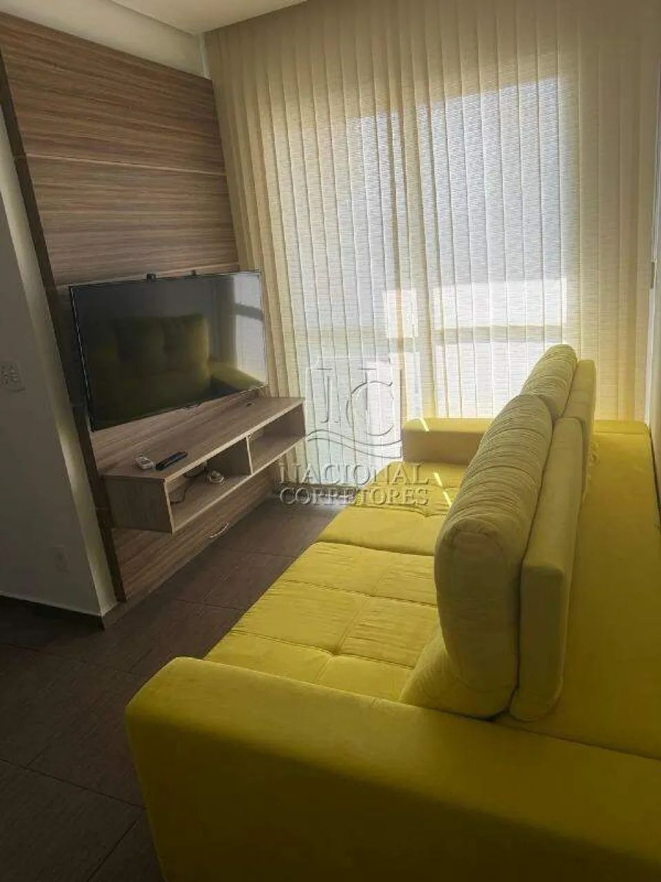 Apartamento com 48 m² - 2 dormitórios, 1 suíte, 1 vaga. - Foto 2