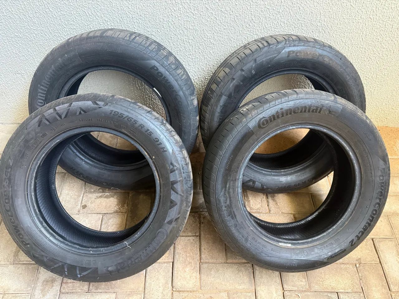 Pneu 195/65R15 Continental 