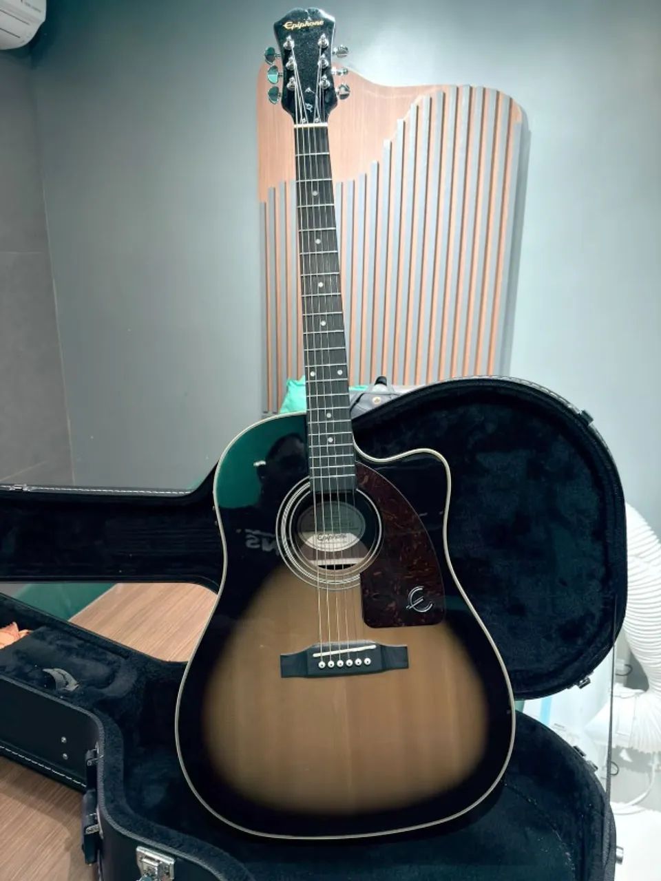 Violão Epiphone AJ-210CE VS