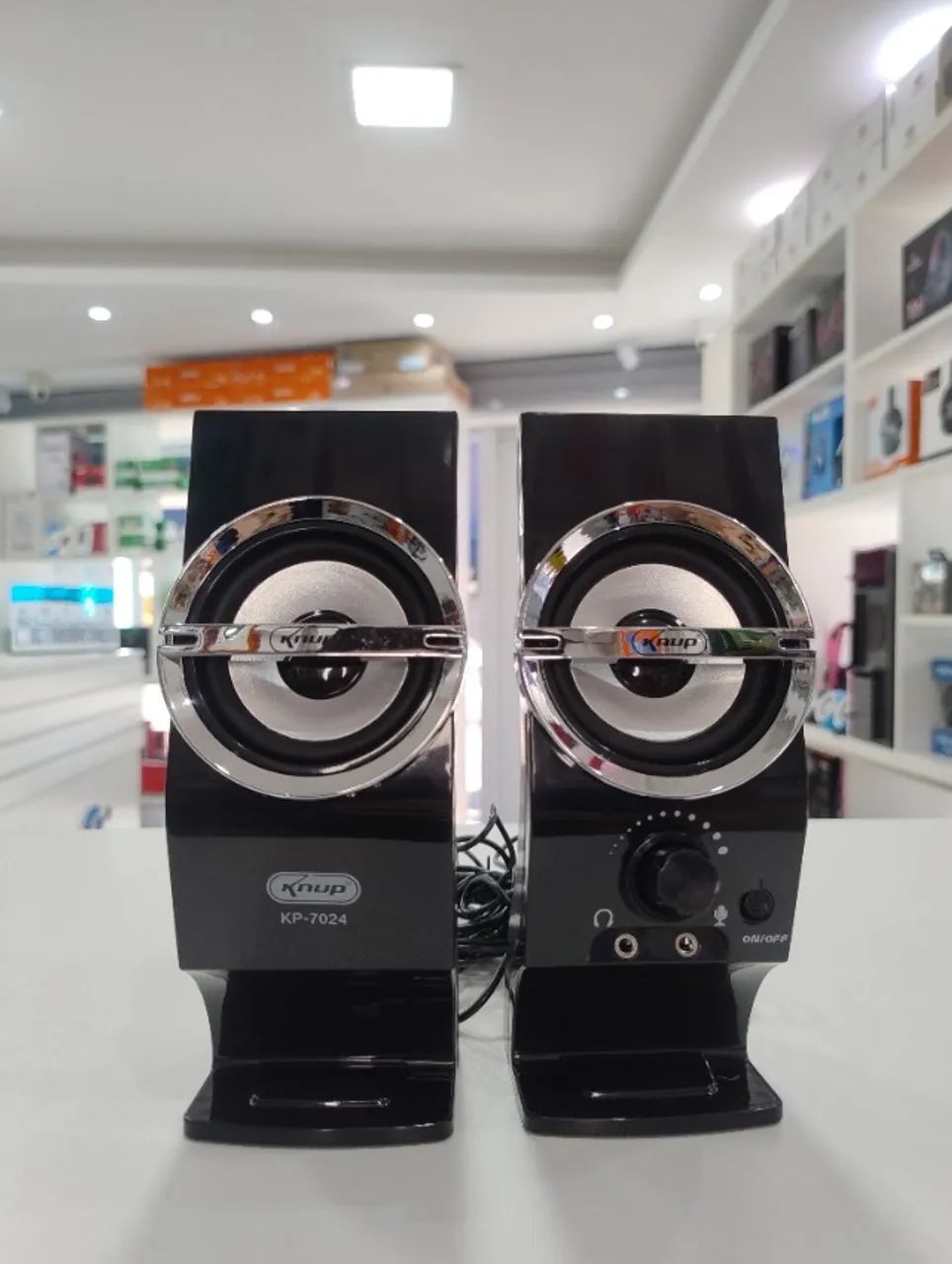 Caixa de Som KNUP 12W RMS USB P2