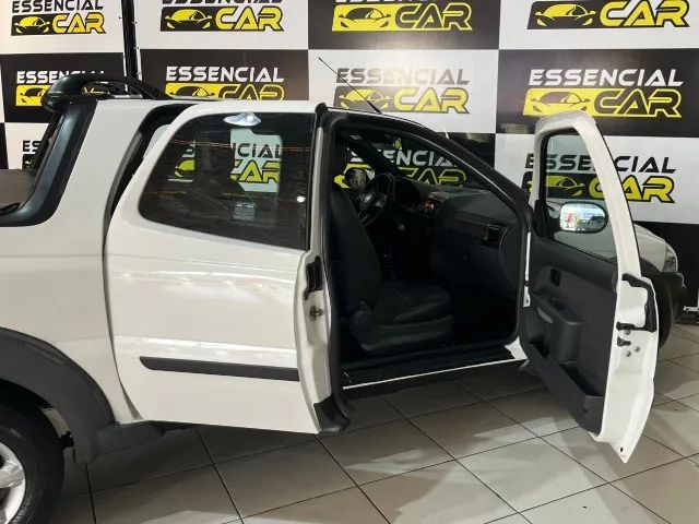 Fiat Strada Freedom 1.4 Flex 8V CD 2020 - Foto 4