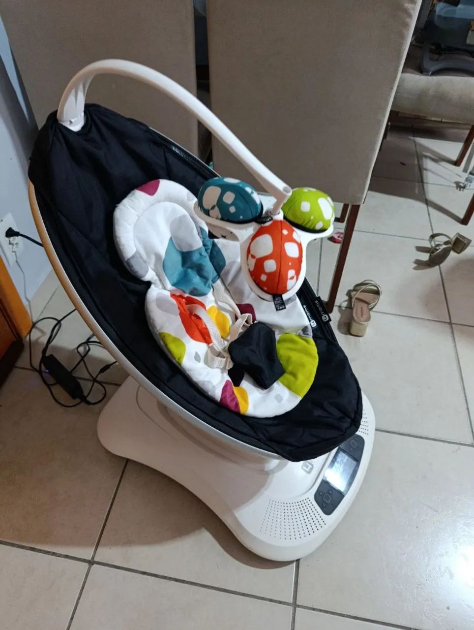 Cadeira de balanço mamaroo (4 moms) - Foto 4