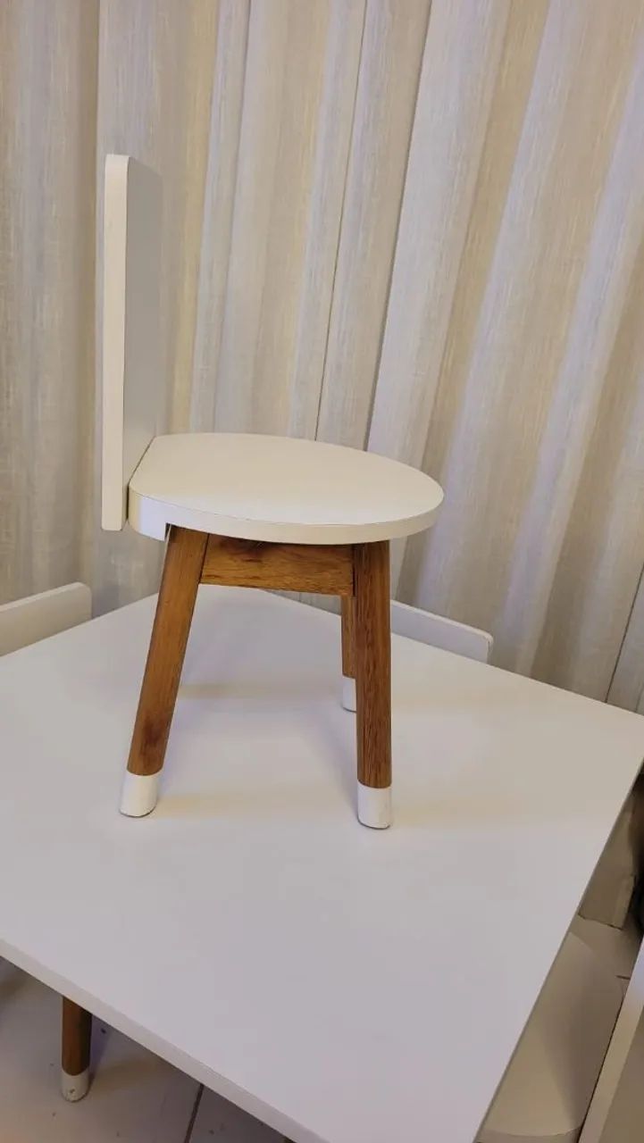 Mesa e cadeiras pra crianças  - Foto 2