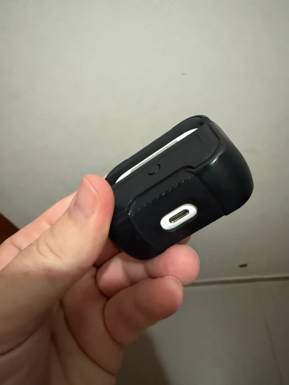 AirPods Pro impecável com case premium de brinde - Foto 4