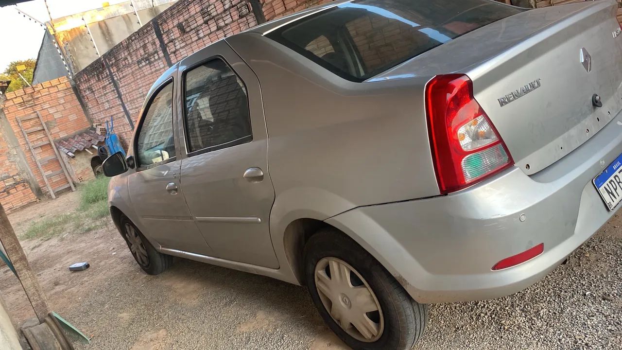 Renault Logan Expres./exp. UP Hi-flex 1.0 16V 4P 2011 - Foto 2